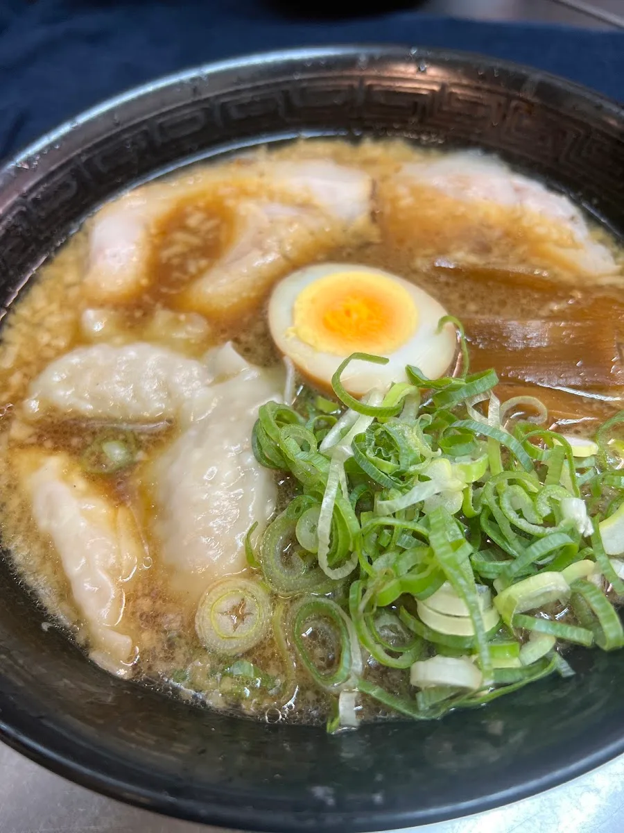 京都ラーメン研究所 · 11